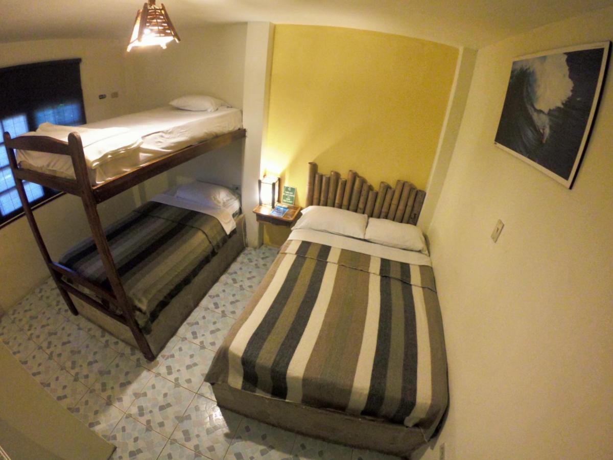 Hostal Moai Montañita Esterno foto