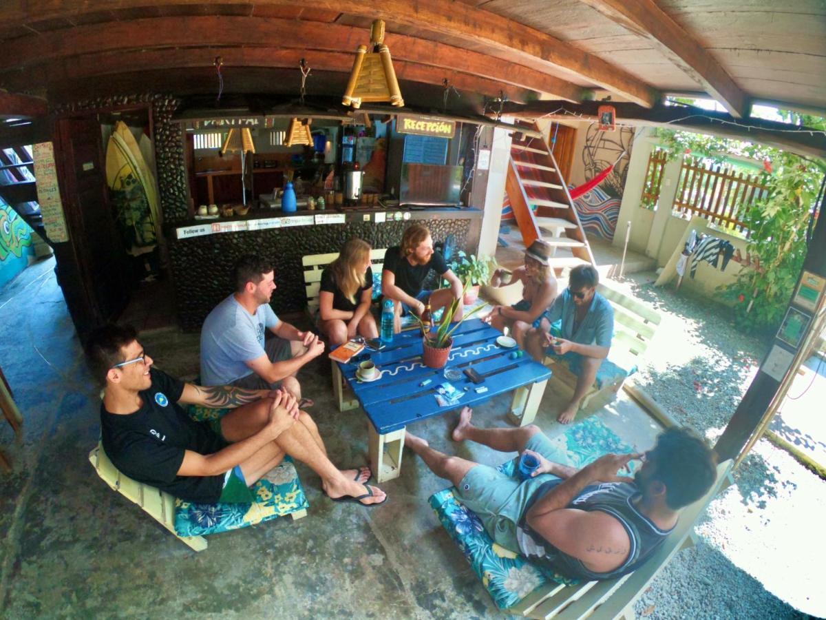 Hostal Moai Montañita Esterno foto