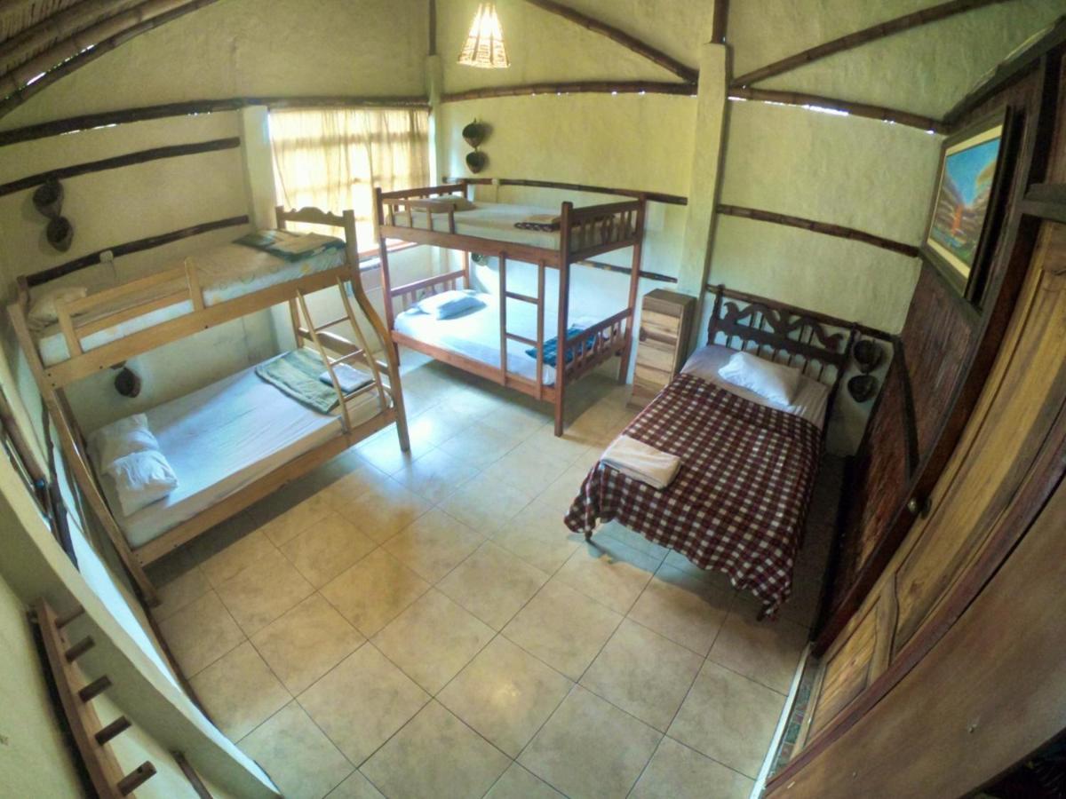 Hostal Moai Montañita Esterno foto