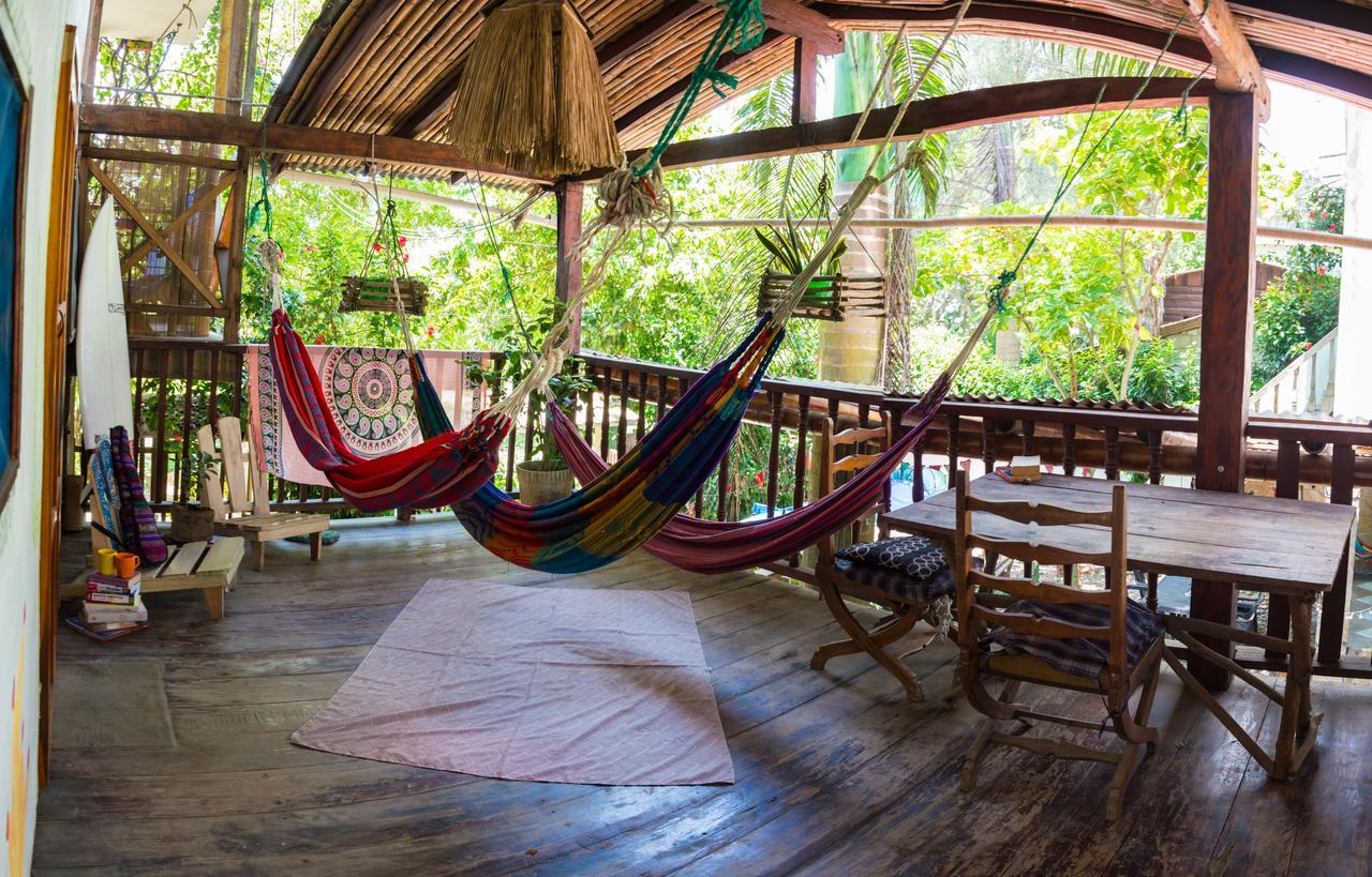 Hostal Moai Montañita Esterno foto